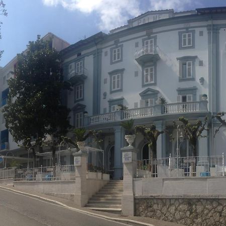 Hotel Alexander Palme Chianciano Terme Bagian luar foto