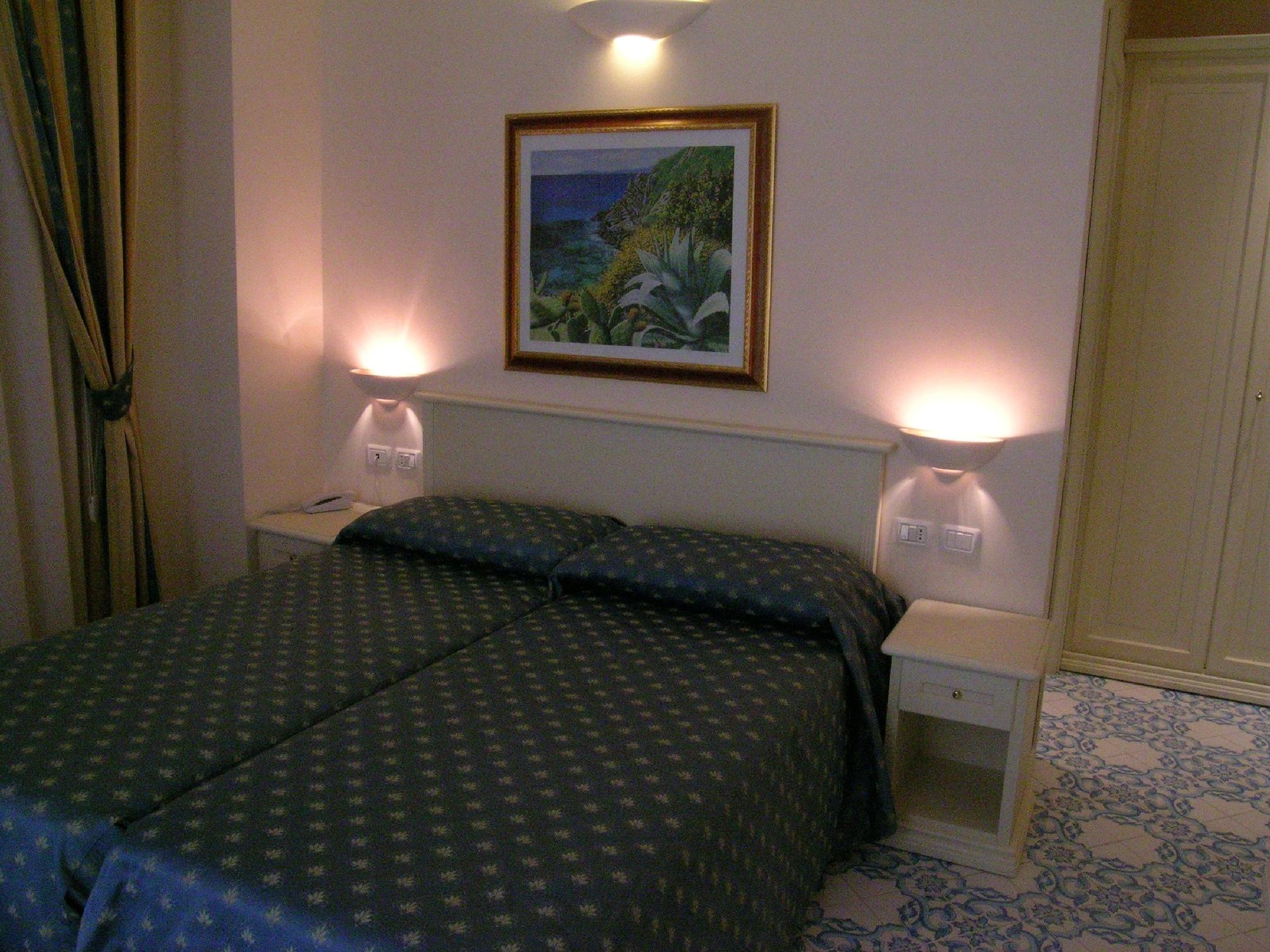 Hotel Alexander Palme Chianciano Terme Bagian luar foto