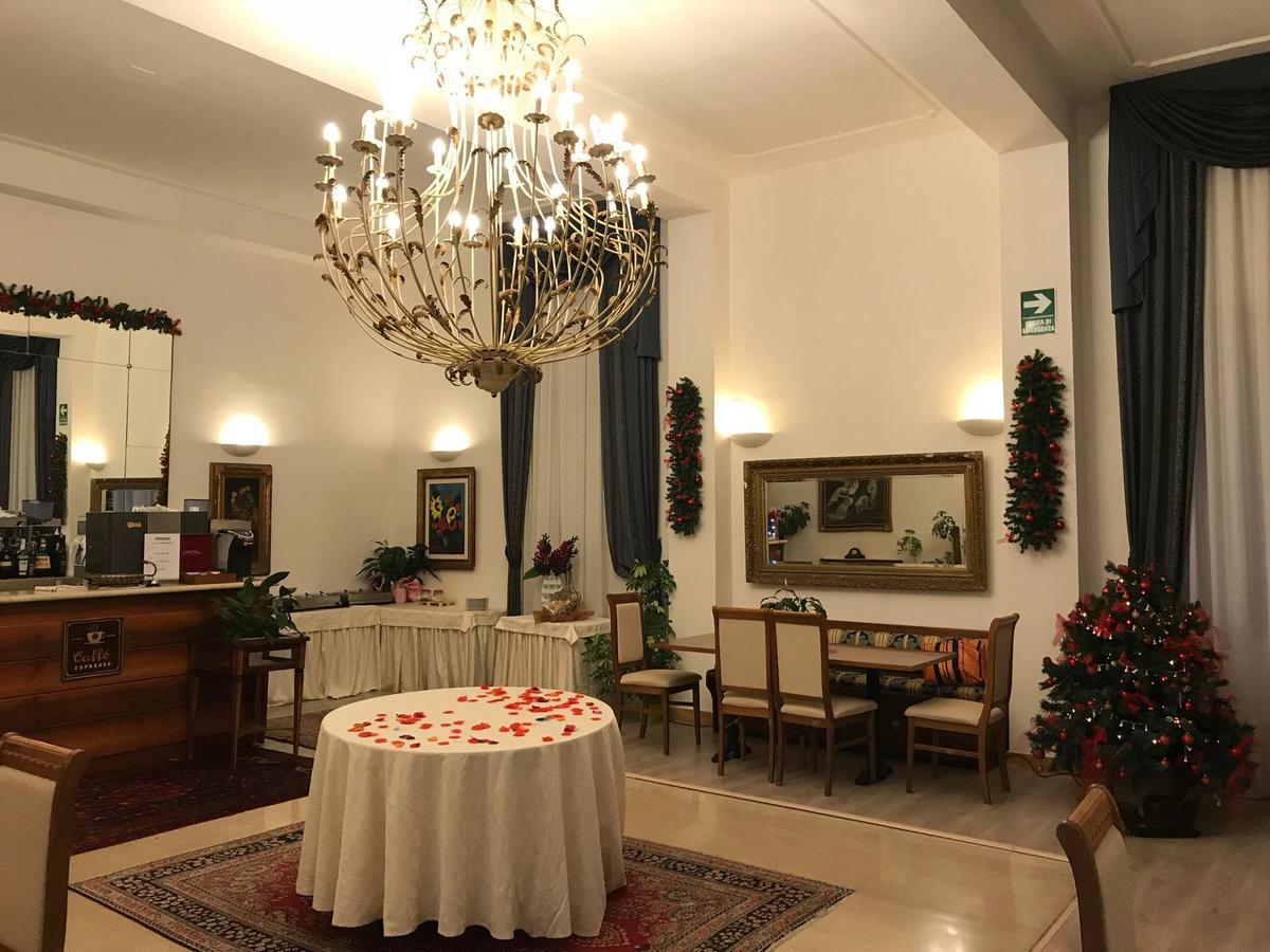 Hotel Alexander Palme Chianciano Terme Bagian luar foto
