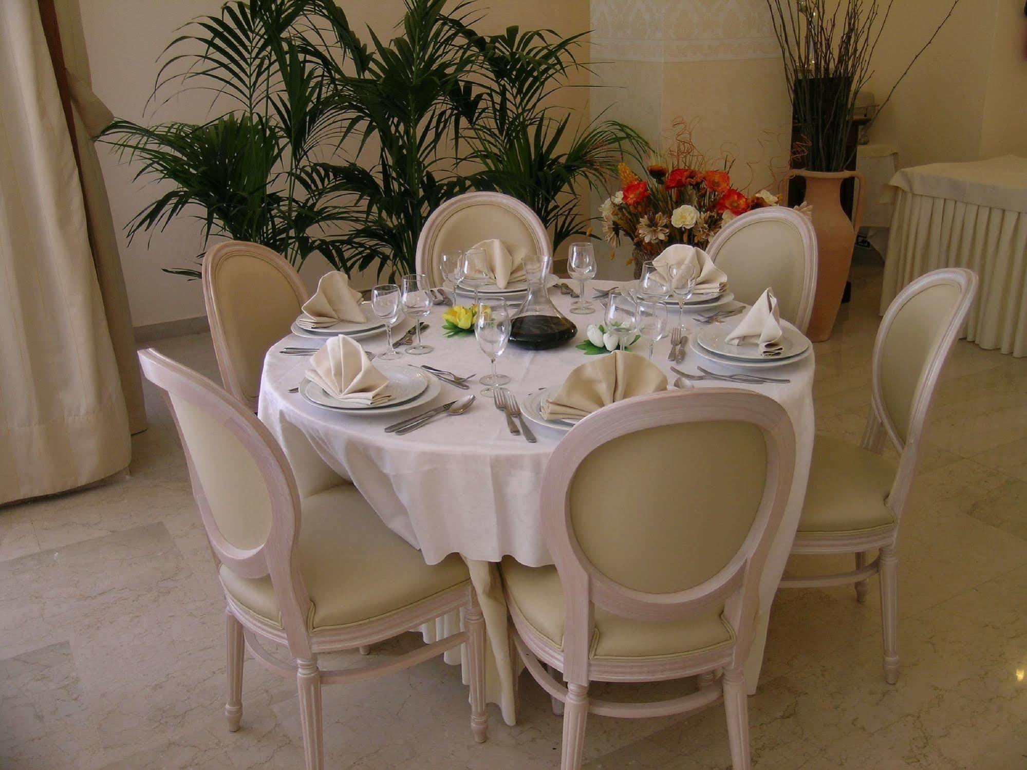 Hotel Alexander Palme Chianciano Terme Bagian luar foto